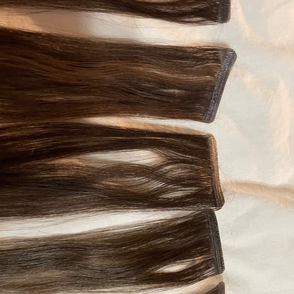 Lightly worn EHP Original Tape-In Extensions- 17 panels-21 inches - Picture 5 of 16